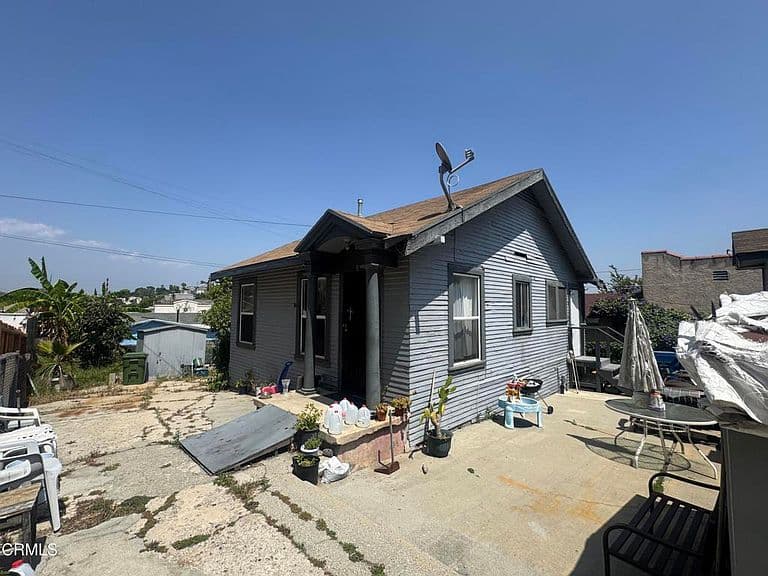 Listing photo 4