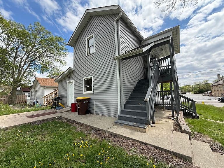 Listing photo 4