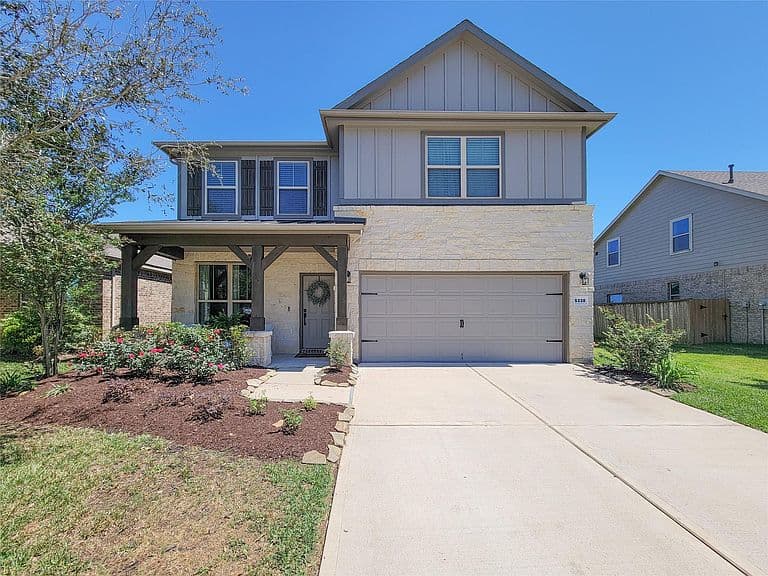 Listing photo 2