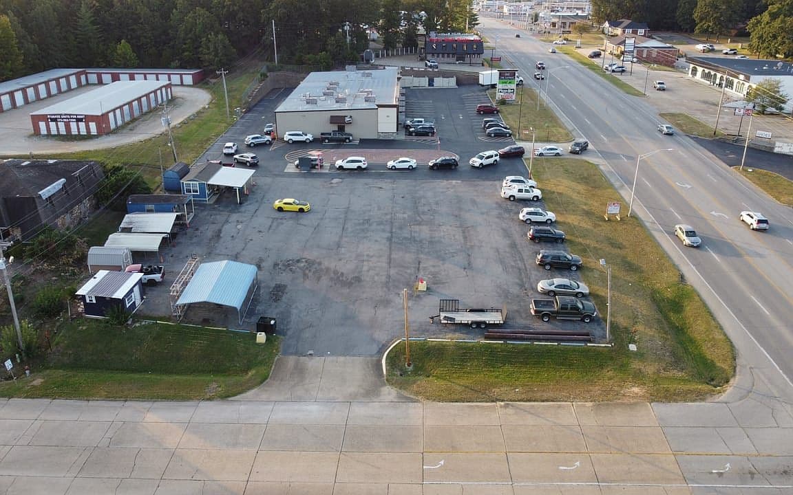 Primary listing photo