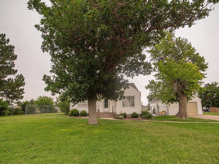 Listing photo 3