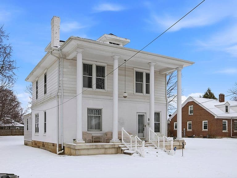 Listing photo 3