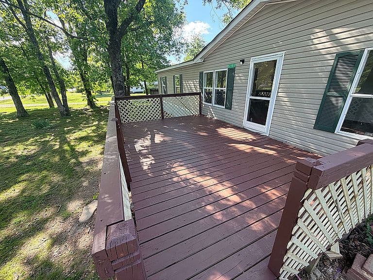 Listing photo 5