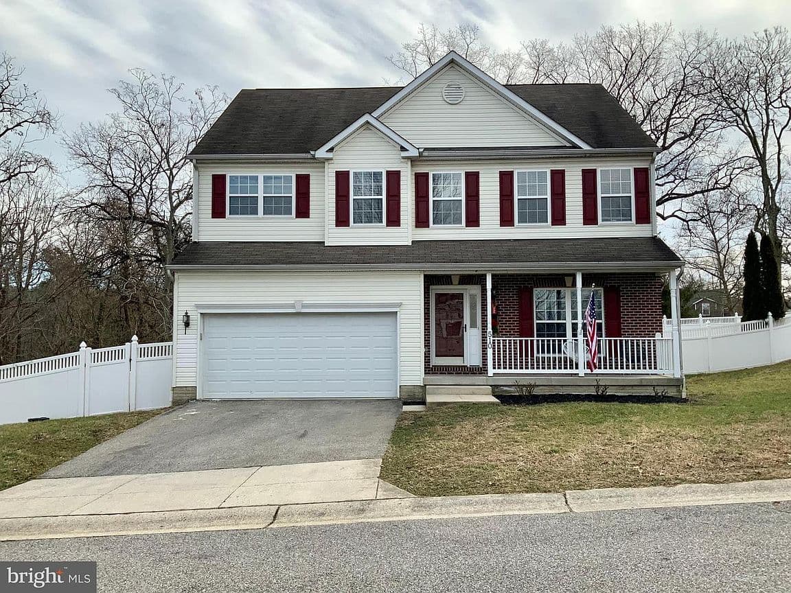 Primary listing photo