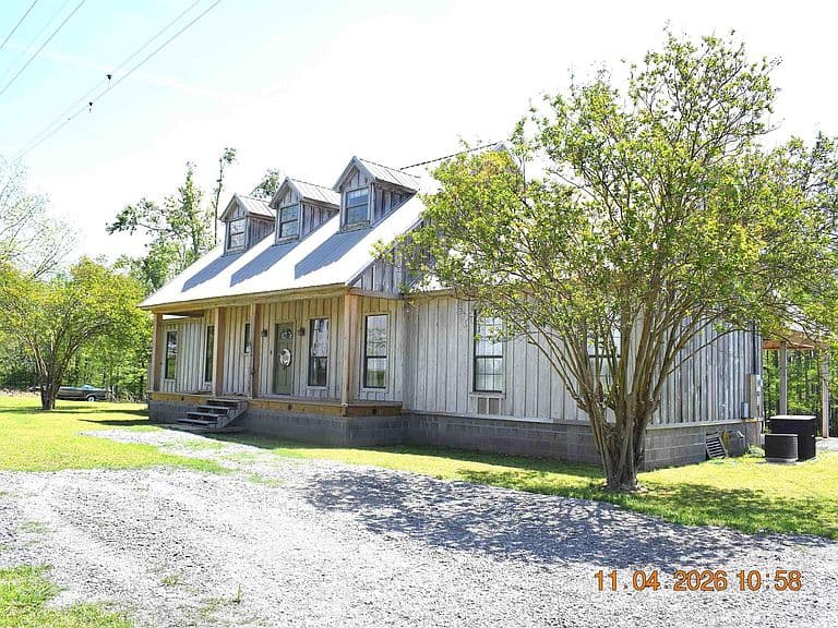 Listing photo