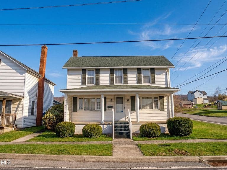 Listing photo 3