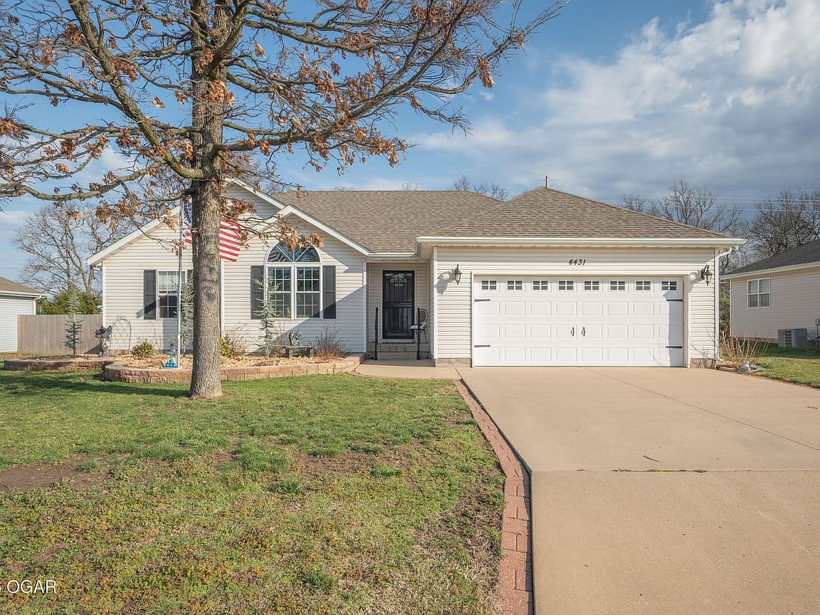 Primary listing photo