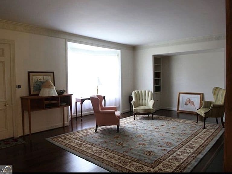 Listing photo 5