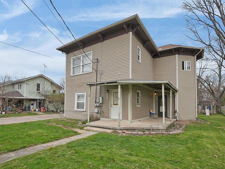Listing photo 3
