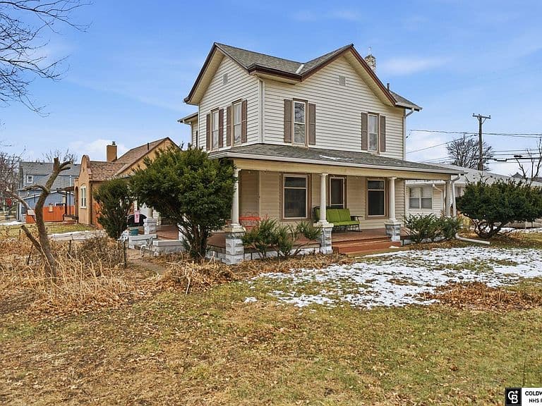 Listing photo 3