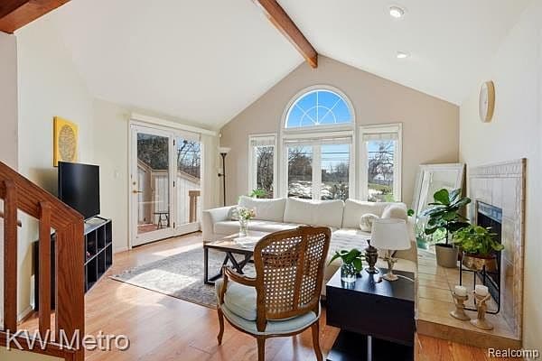 Listing photo 4