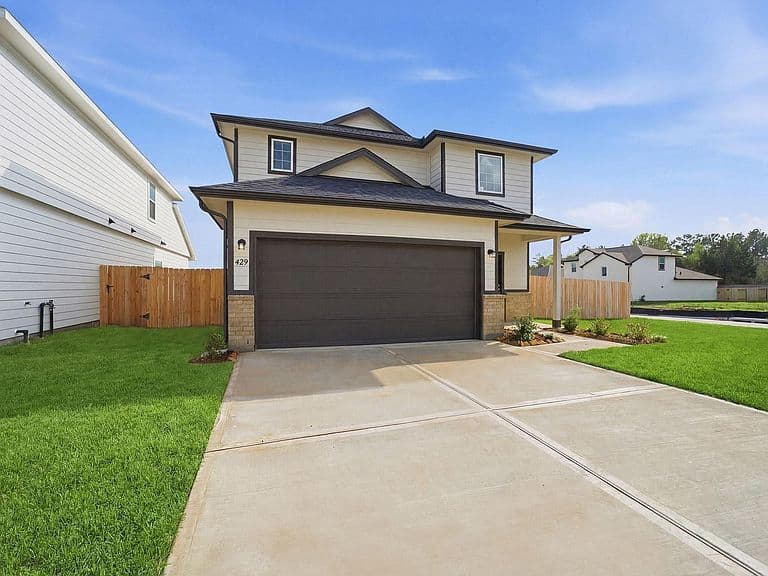 Listing photo 4