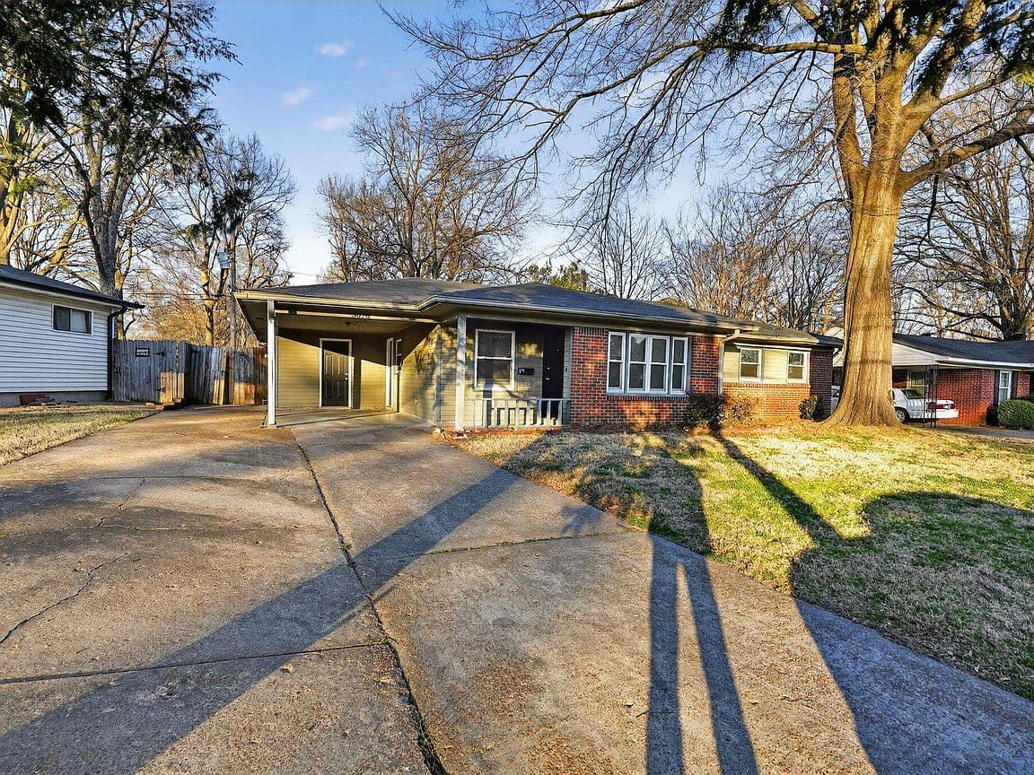 Primary listing photo