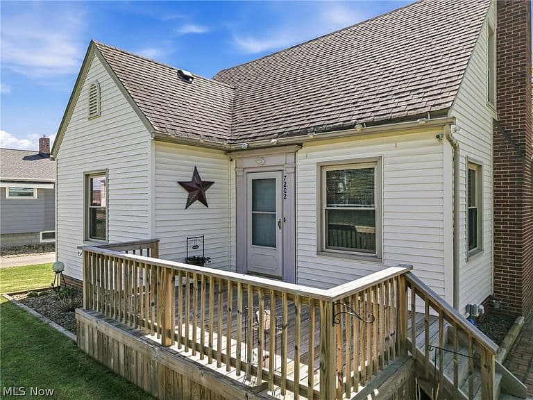 Listing photo 4