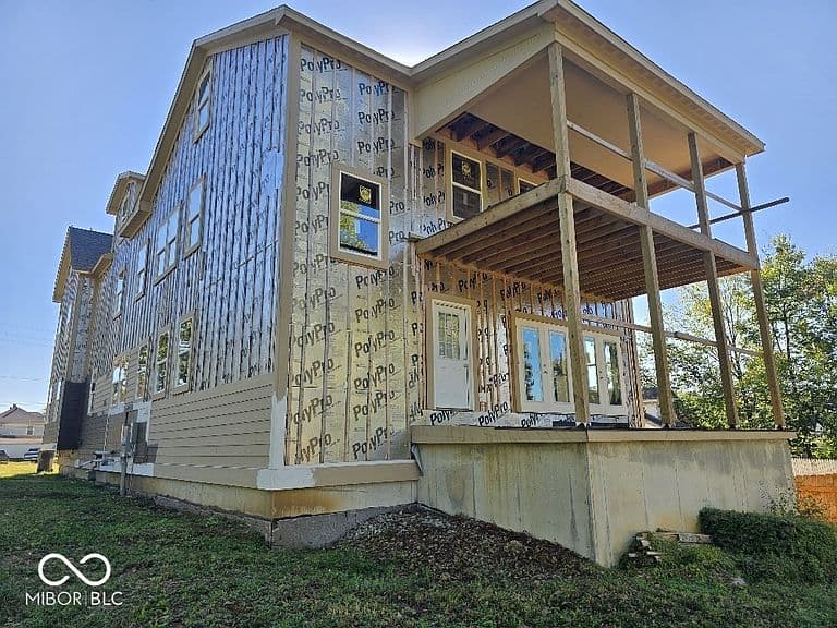 Listing photo 3