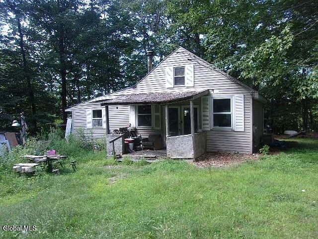 Listing photo 2