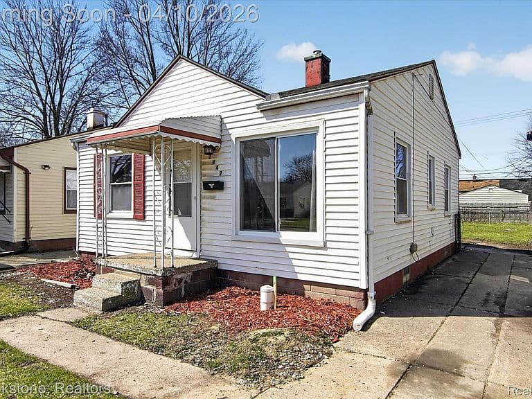 Listing photo 3