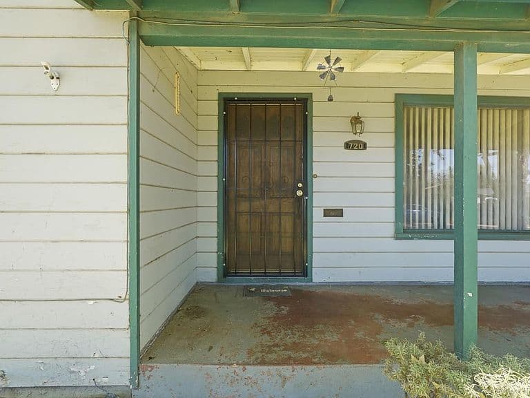 Listing photo 4