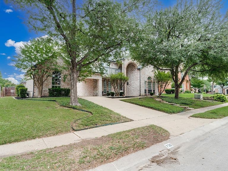 Listing photo 3