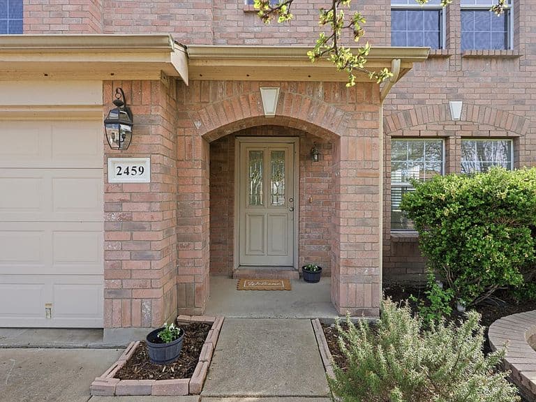 Listing photo 4