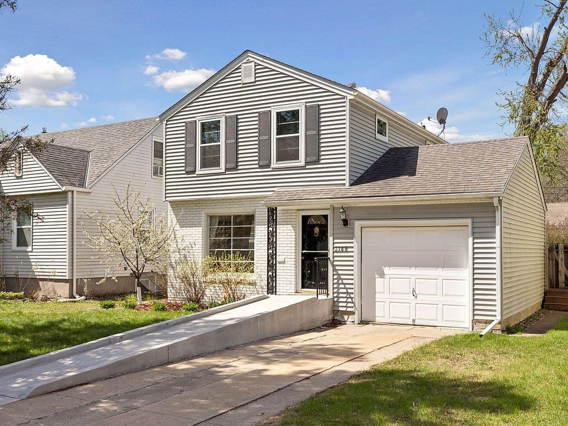 Primary listing photo