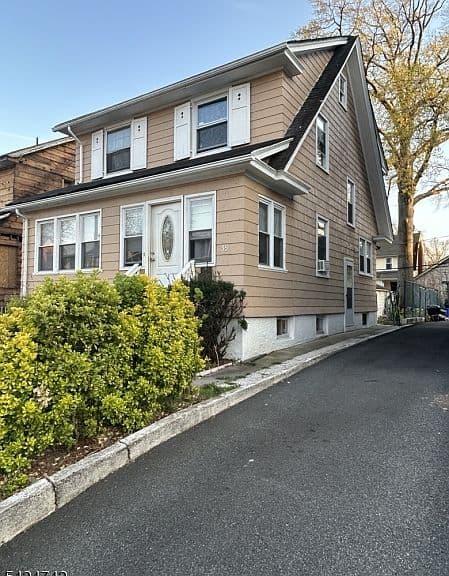 Listing photo 4
