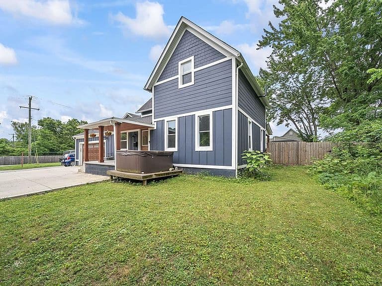 Listing photo 4