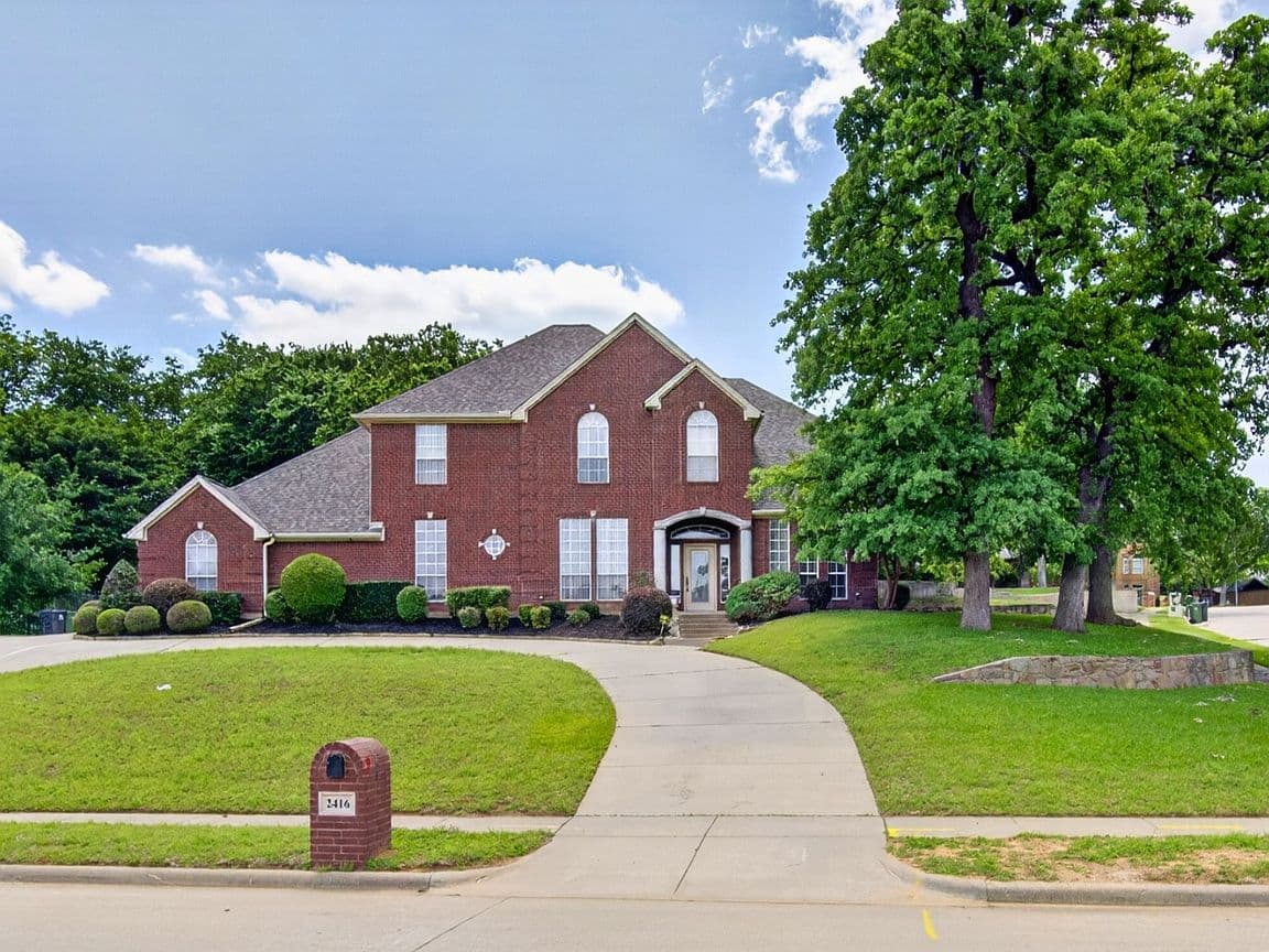 Primary listing photo