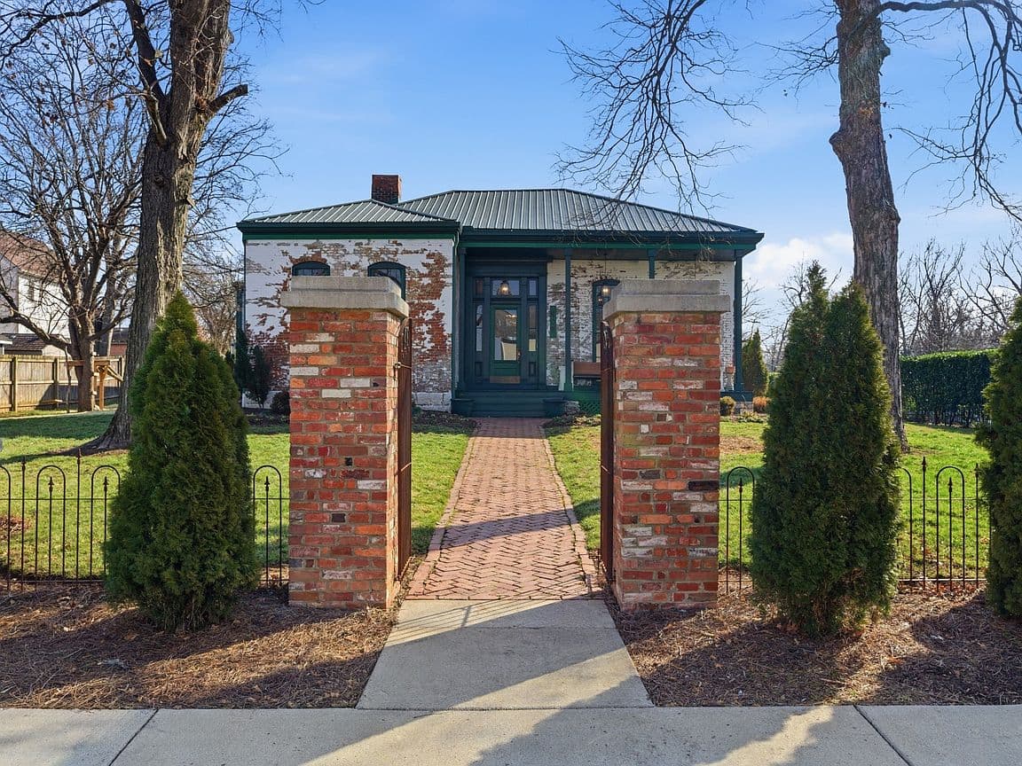 Primary listing photo