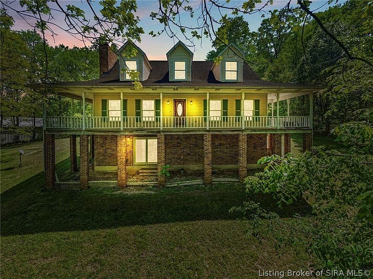 Listing photo 2