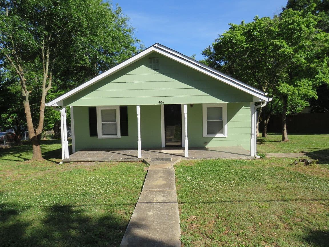 Primary listing photo