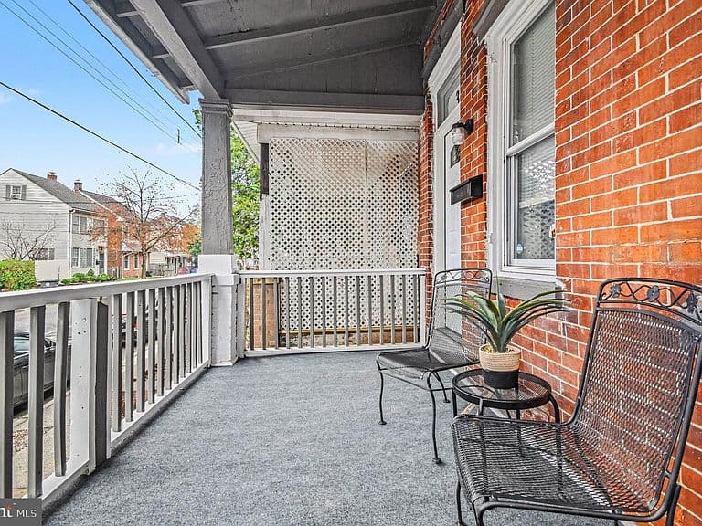 Listing photo 5