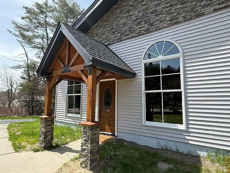 Listing photo 2