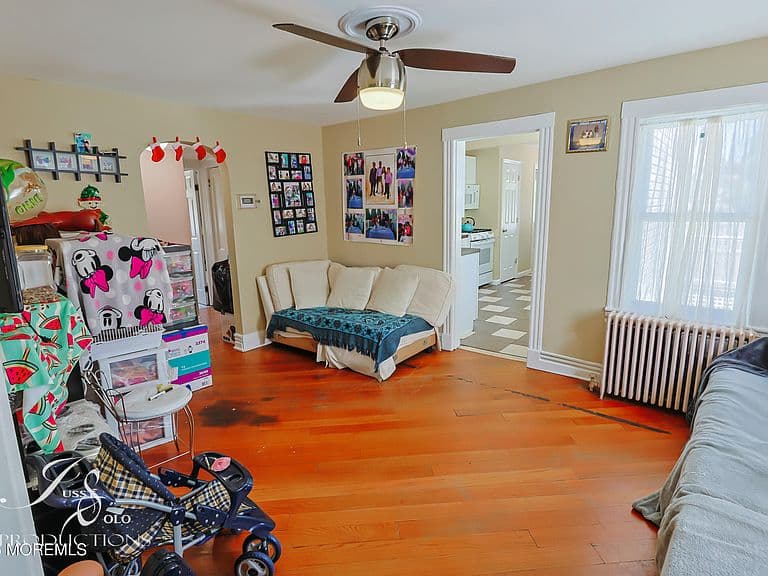 Listing photo 4
