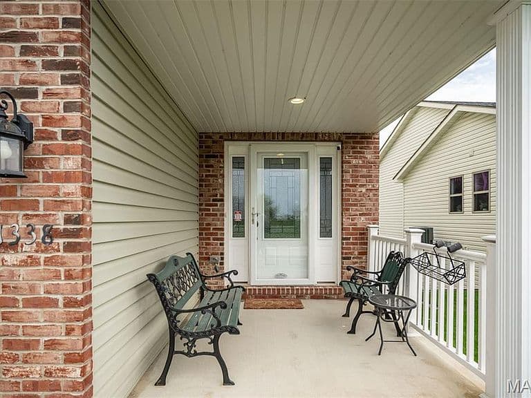 Listing photo 4