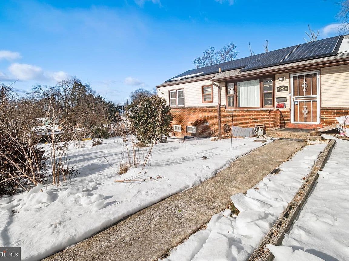 Primary listing photo