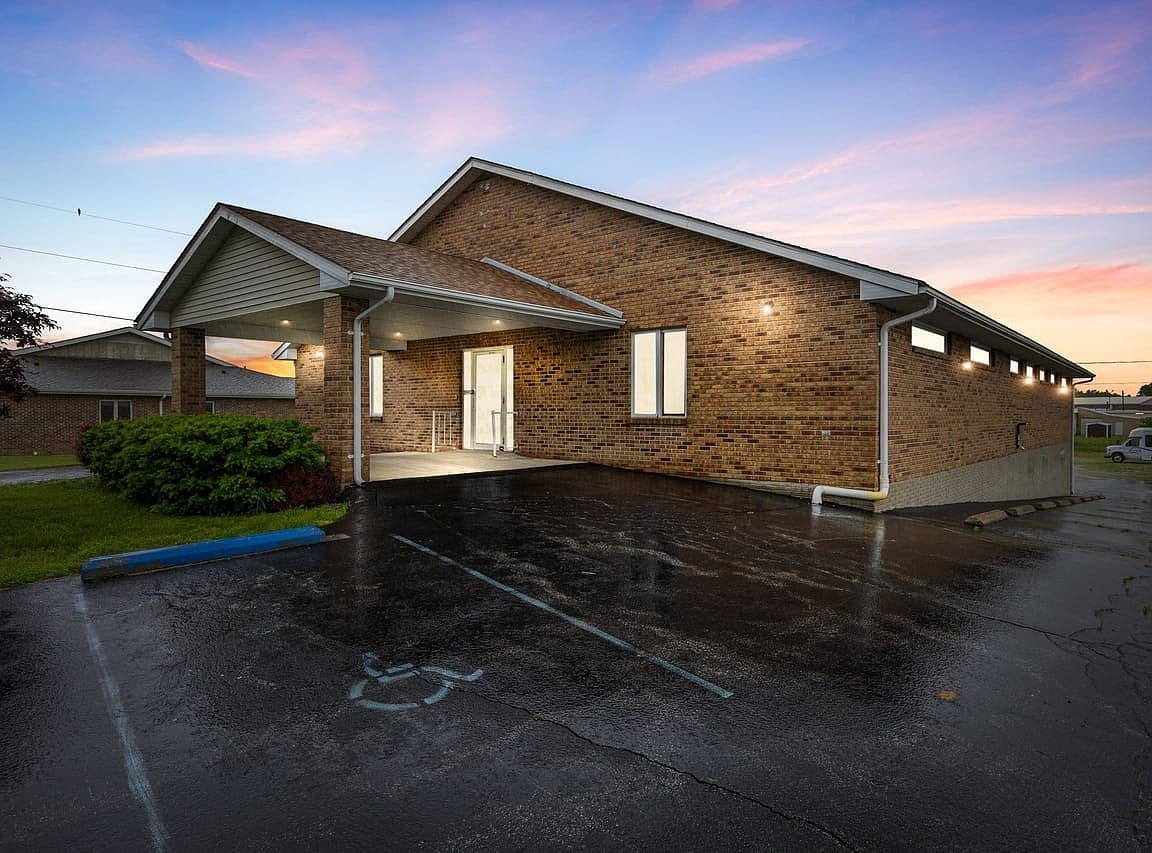 Primary listing photo