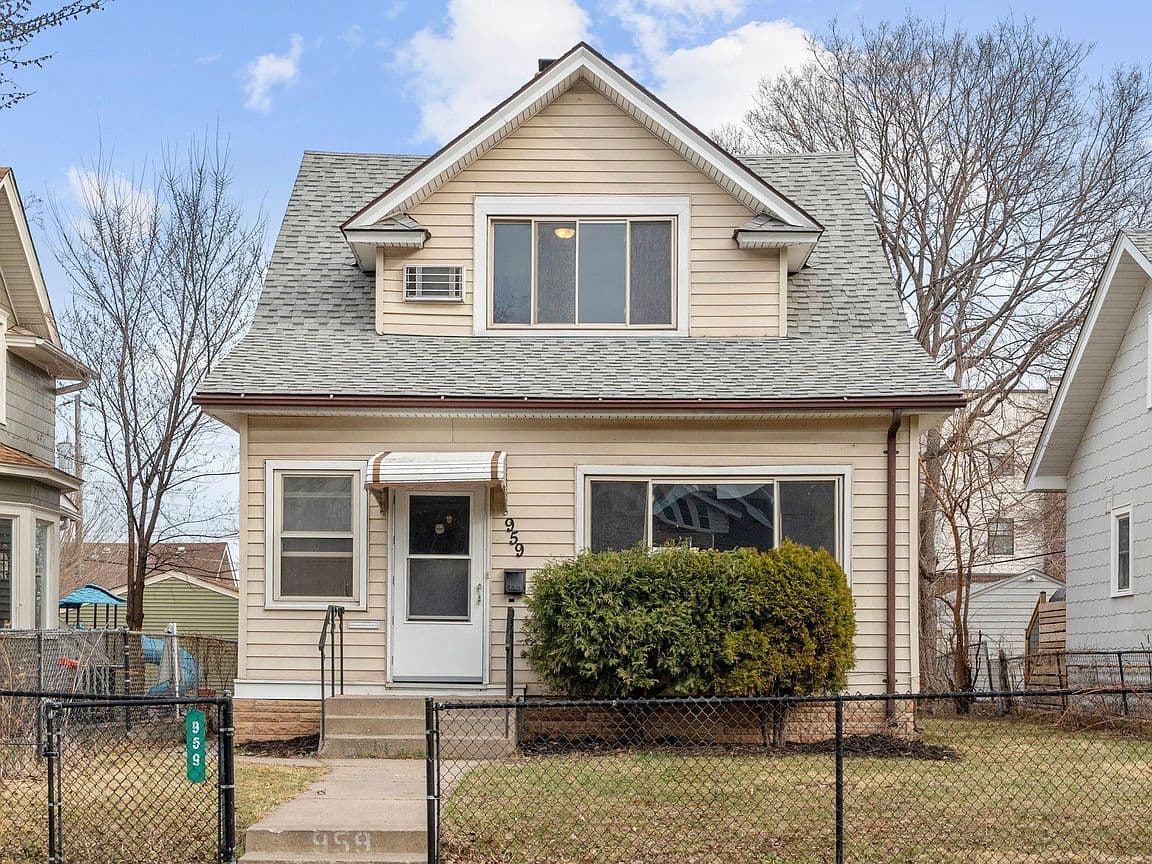 Primary listing photo