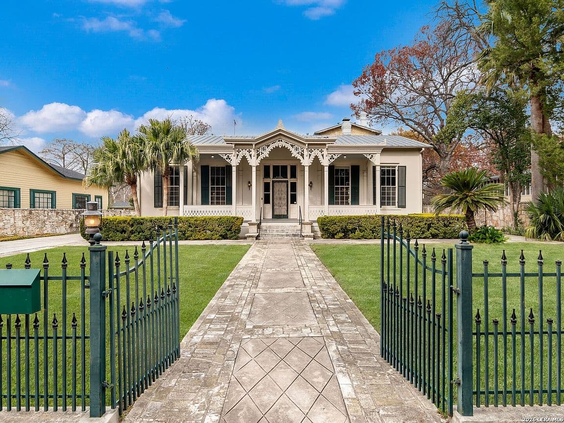 Primary listing photo