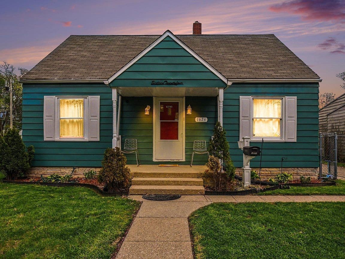 Primary listing photo