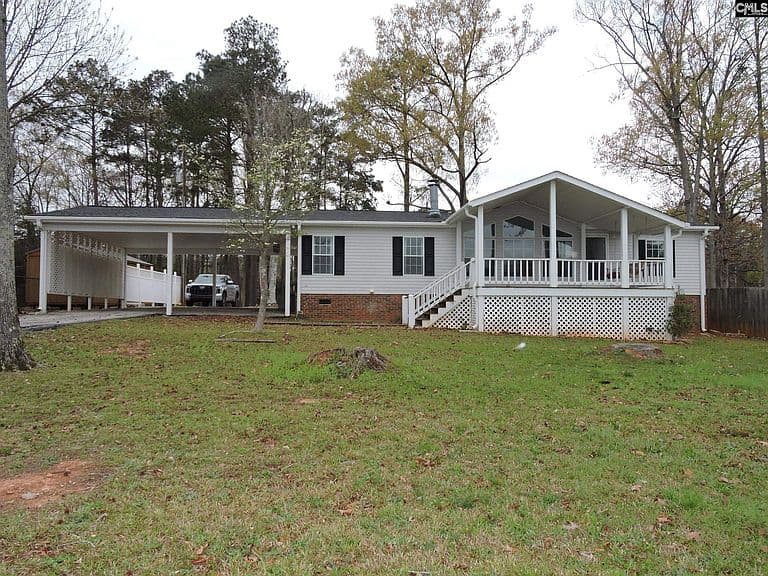 Listing photo 2