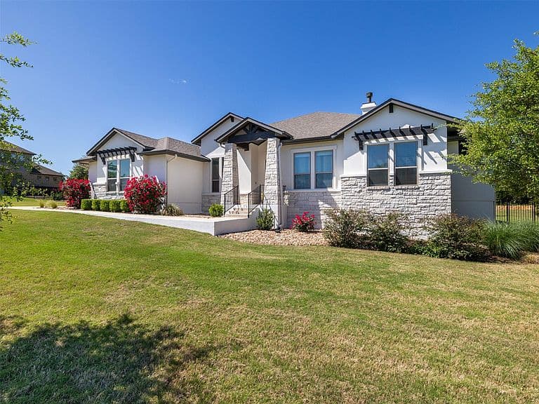 Listing photo 5