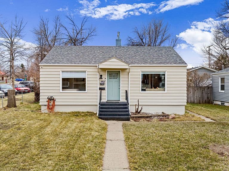 Listing photo 3