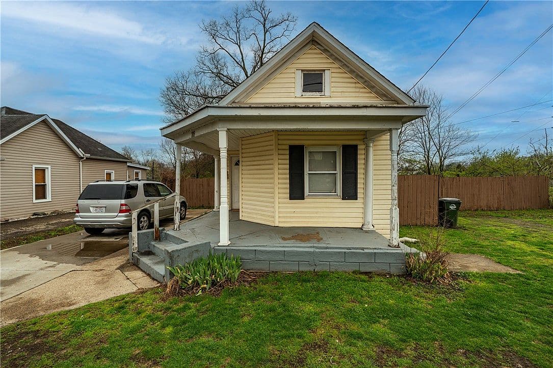 Primary listing photo