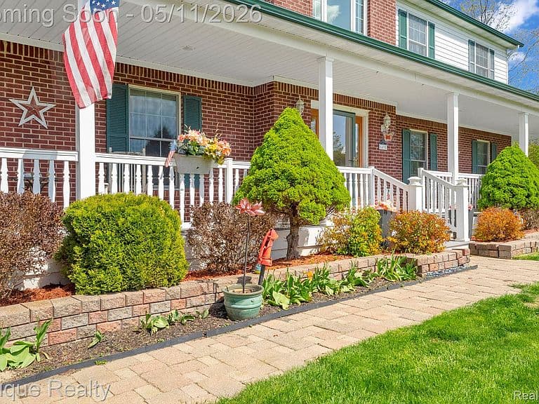 Listing photo 4