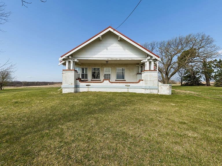 Listing photo 4