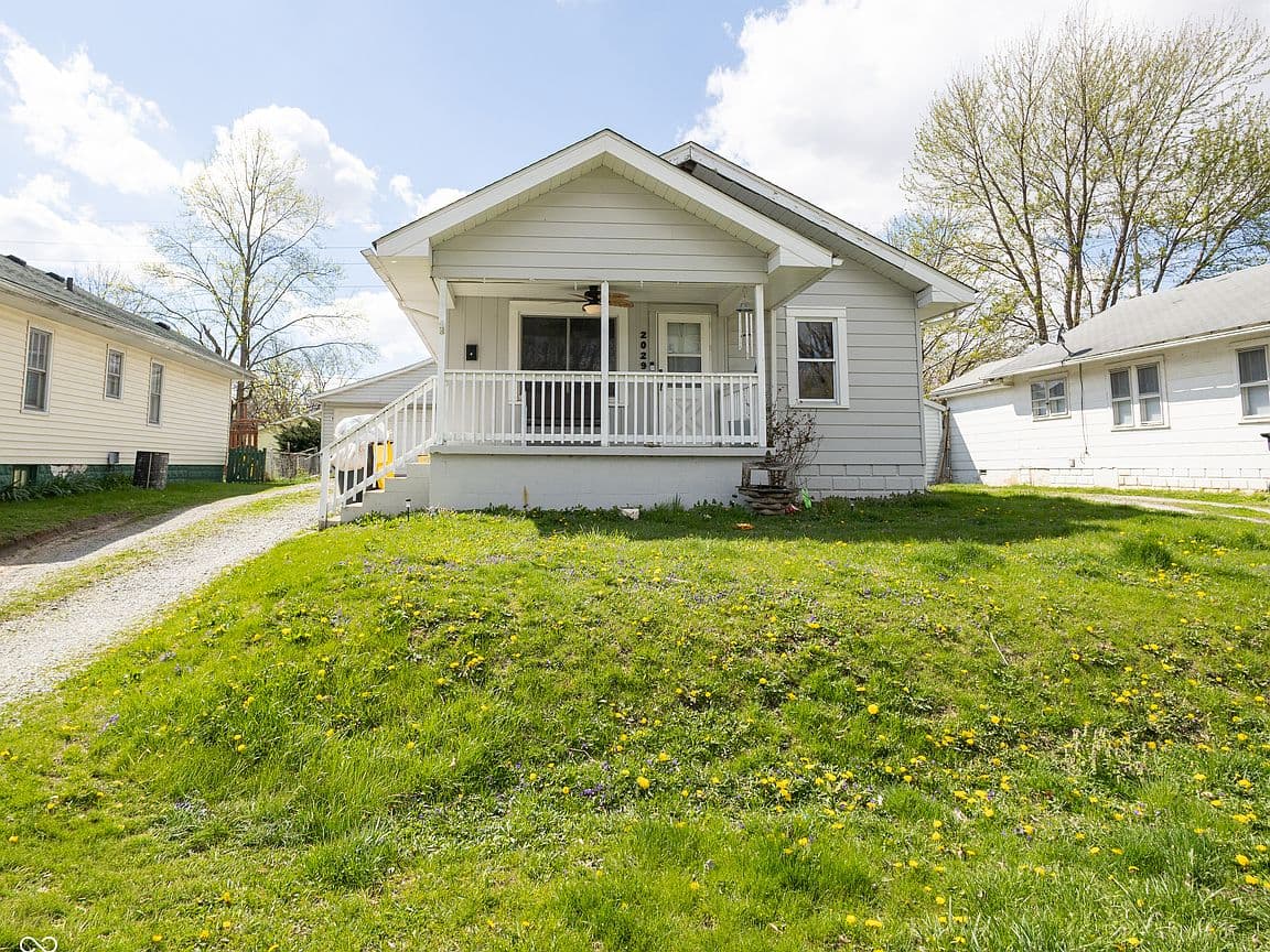 Primary listing photo