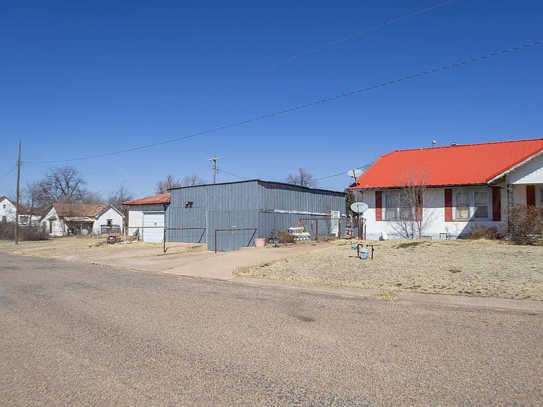 Listing photo 5