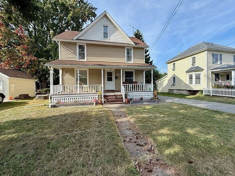 Listing photo 4
