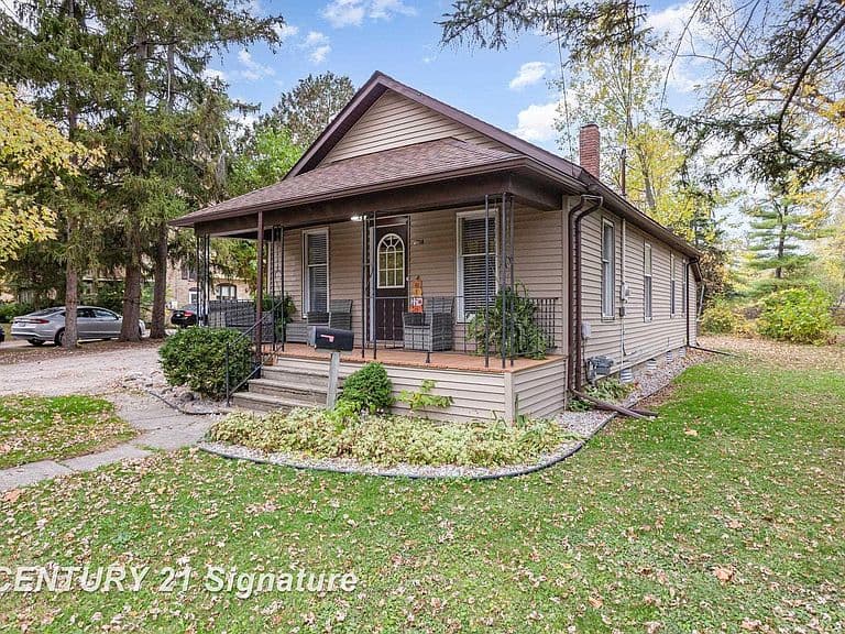 Listing photo 4